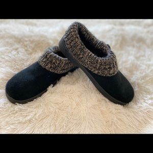 Clarks Suede Scuff Slipper